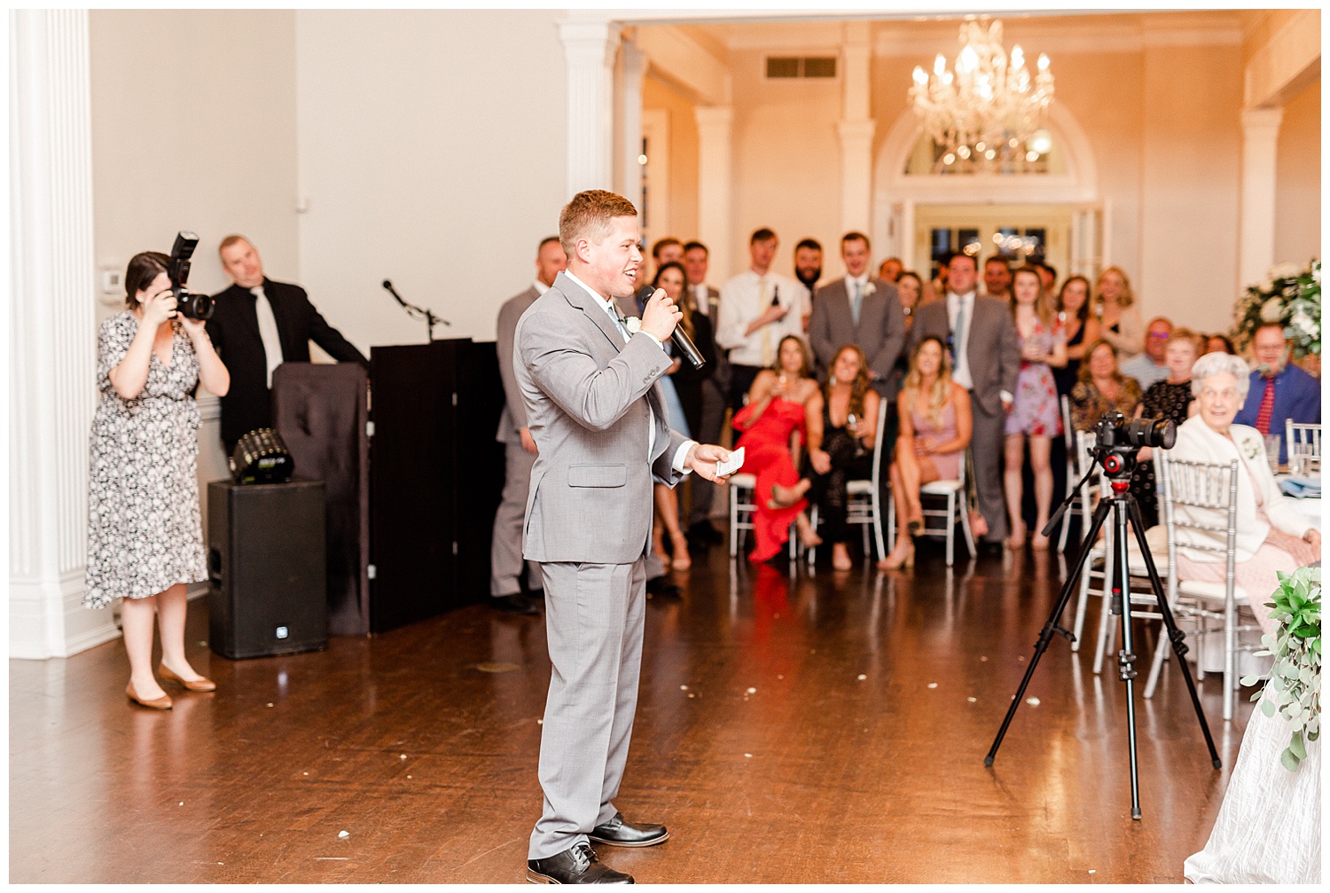 toasts from the best man at a spring wedding