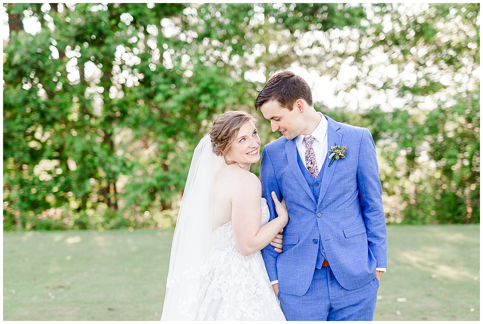 Gorgeous golden hour outdoor photos of Bride and Groom from Outdoorsy Summer Wedding at North Carolina Lakehouse | check out the full wedding at KevynDixonPhoto.com