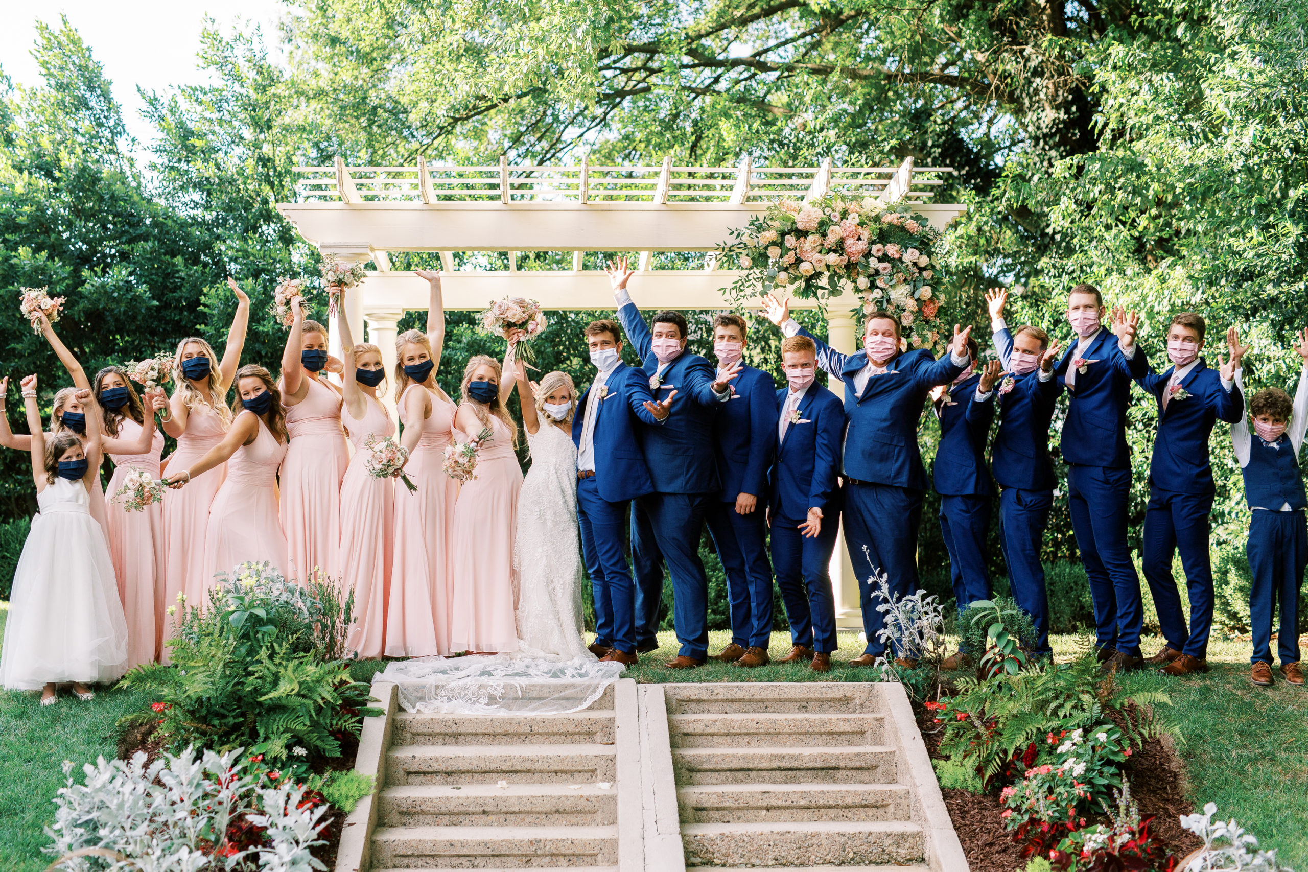 bridesmaids and groomsmen with masks coronavirus pandemic