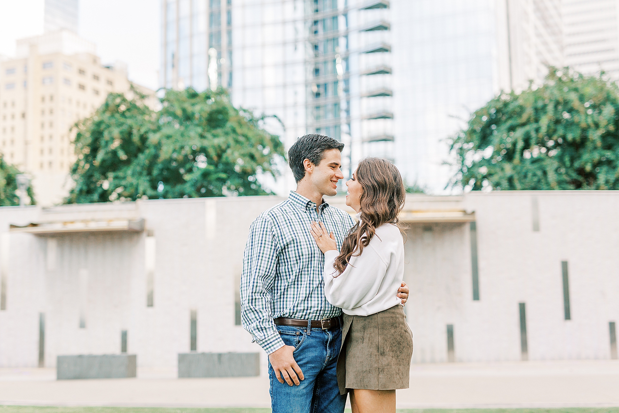city engagement portraits of stylish young couple