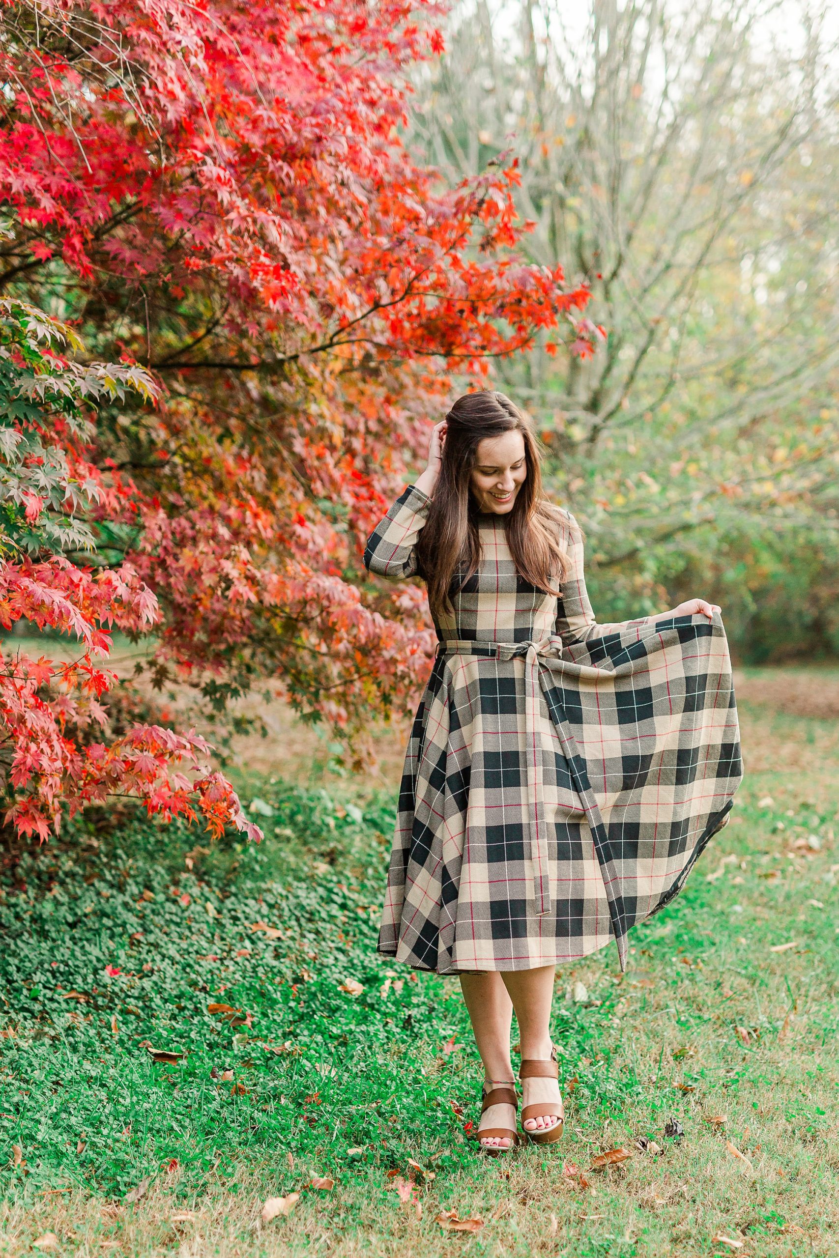 classy fall dress for fall senior portraits at Sloan Park