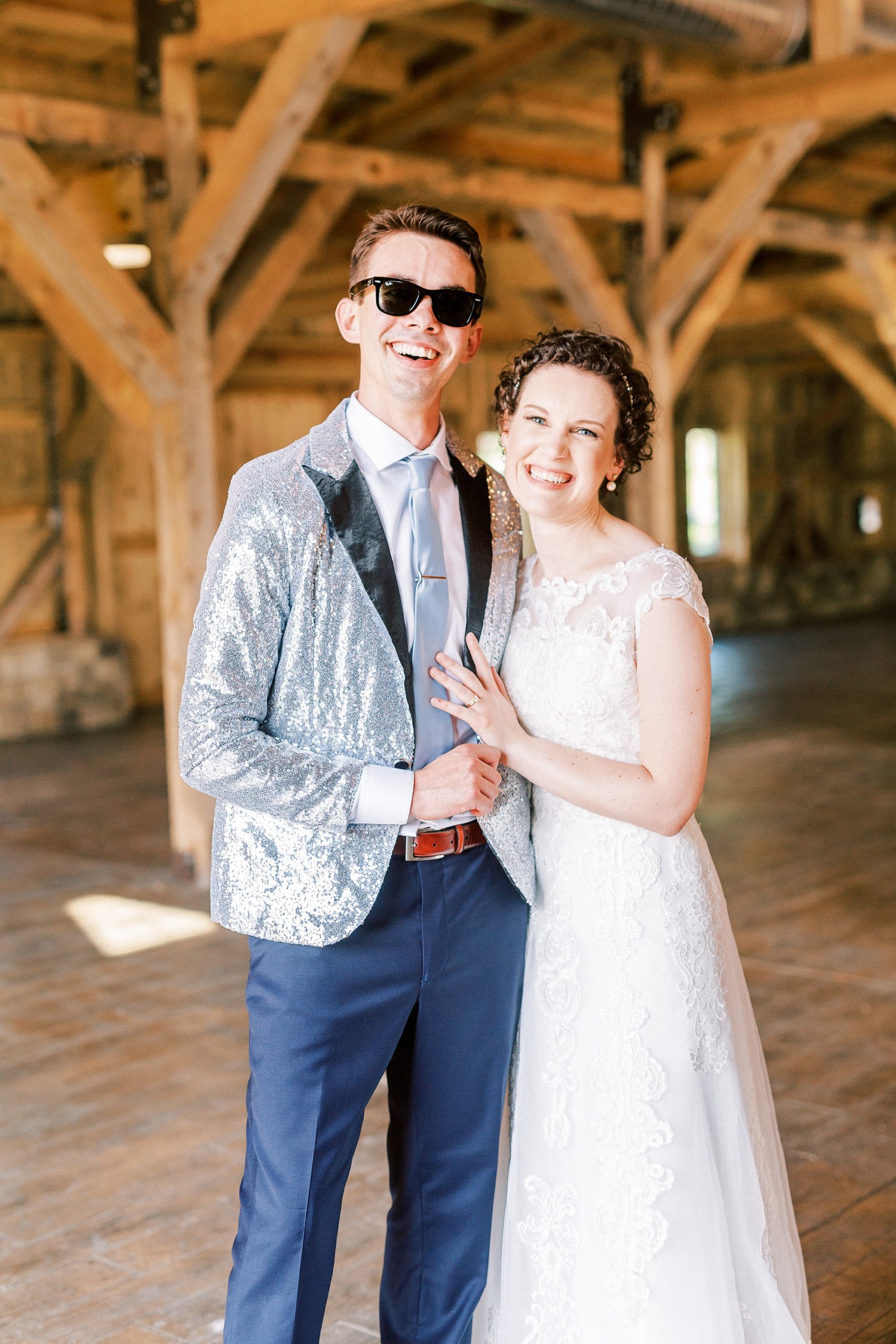 Elegant wedding in Charlotte NC photographed by Kevyn Dixon Photography with light blue and navy details