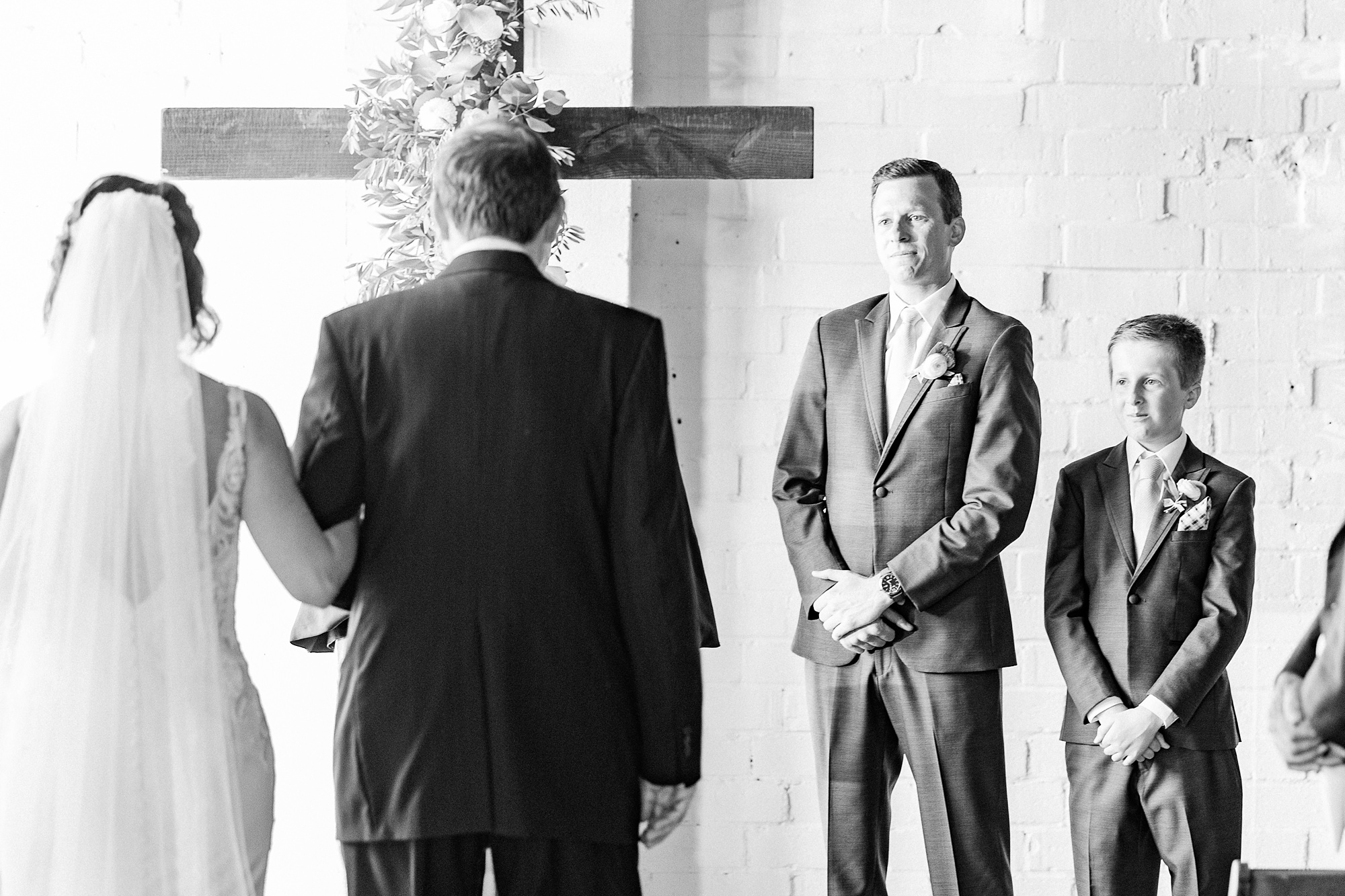 2020 wedding inspiration with Charlotte NC wedding photographer Kevyn Dixon Photography