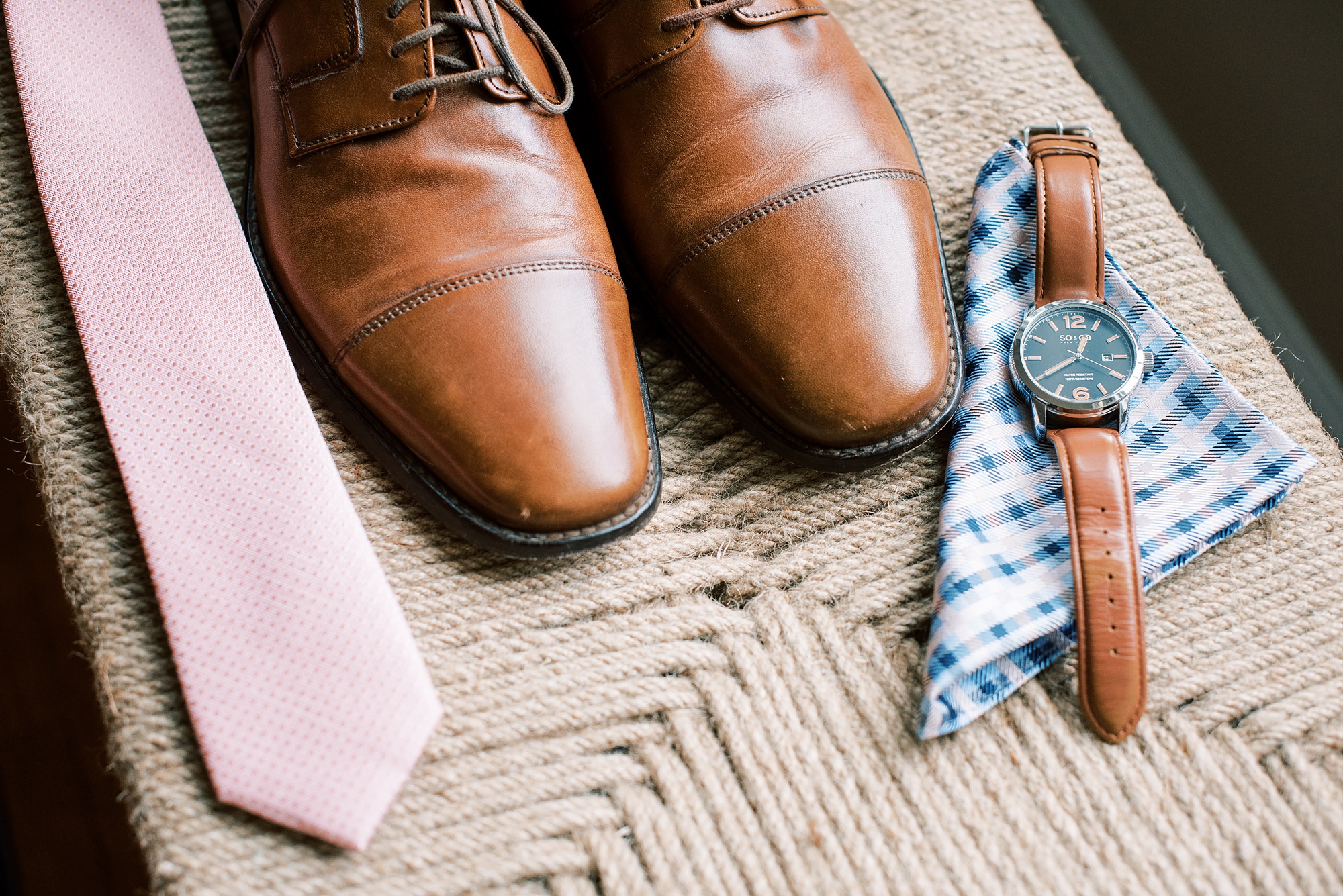 2020 wedding inspiration with Charlotte NC wedding photographer Kevyn Dixon Photography