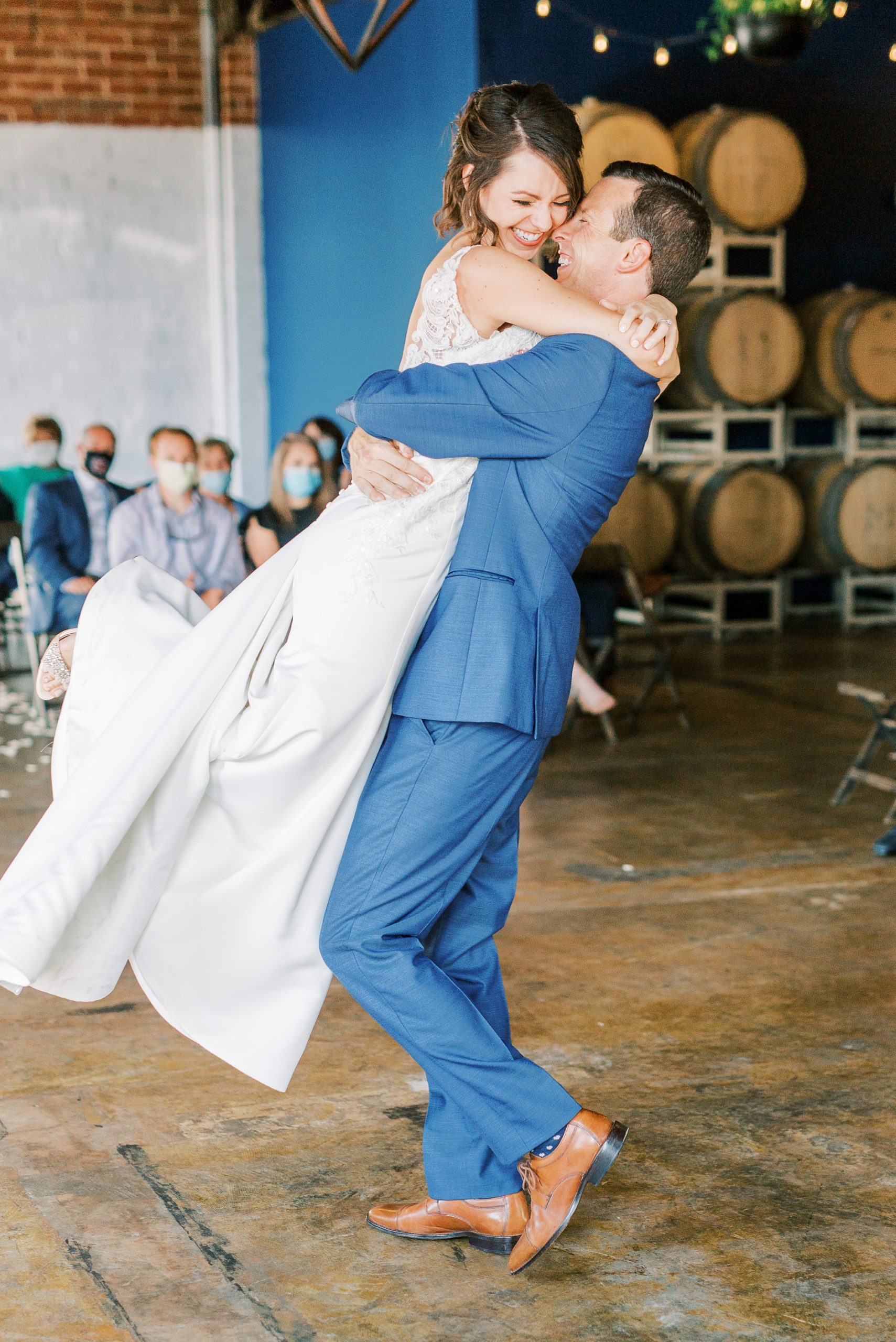 2020 wedding inspiration with Charlotte NC wedding photographer Kevyn Dixon Photography