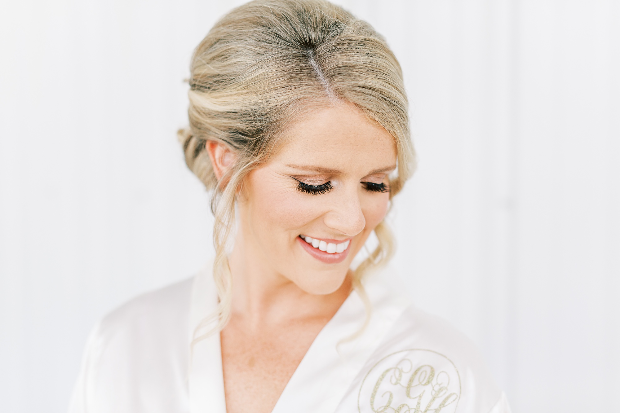 Classic Belle's Venue wedding in South Carolina photographed by Kevyn Dixon Photography