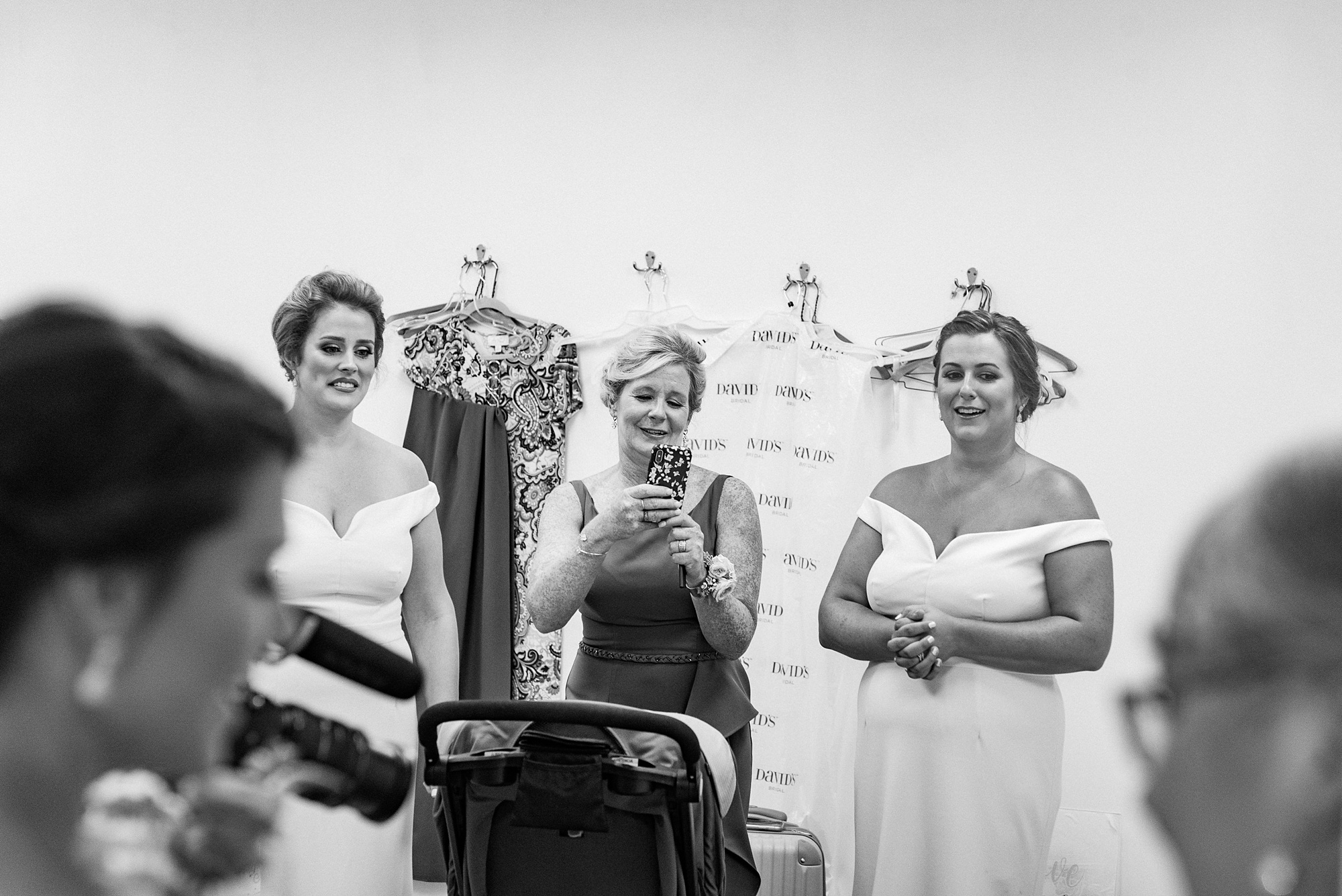 Classic Belle's Venue wedding in South Carolina photographed by Kevyn Dixon Photography