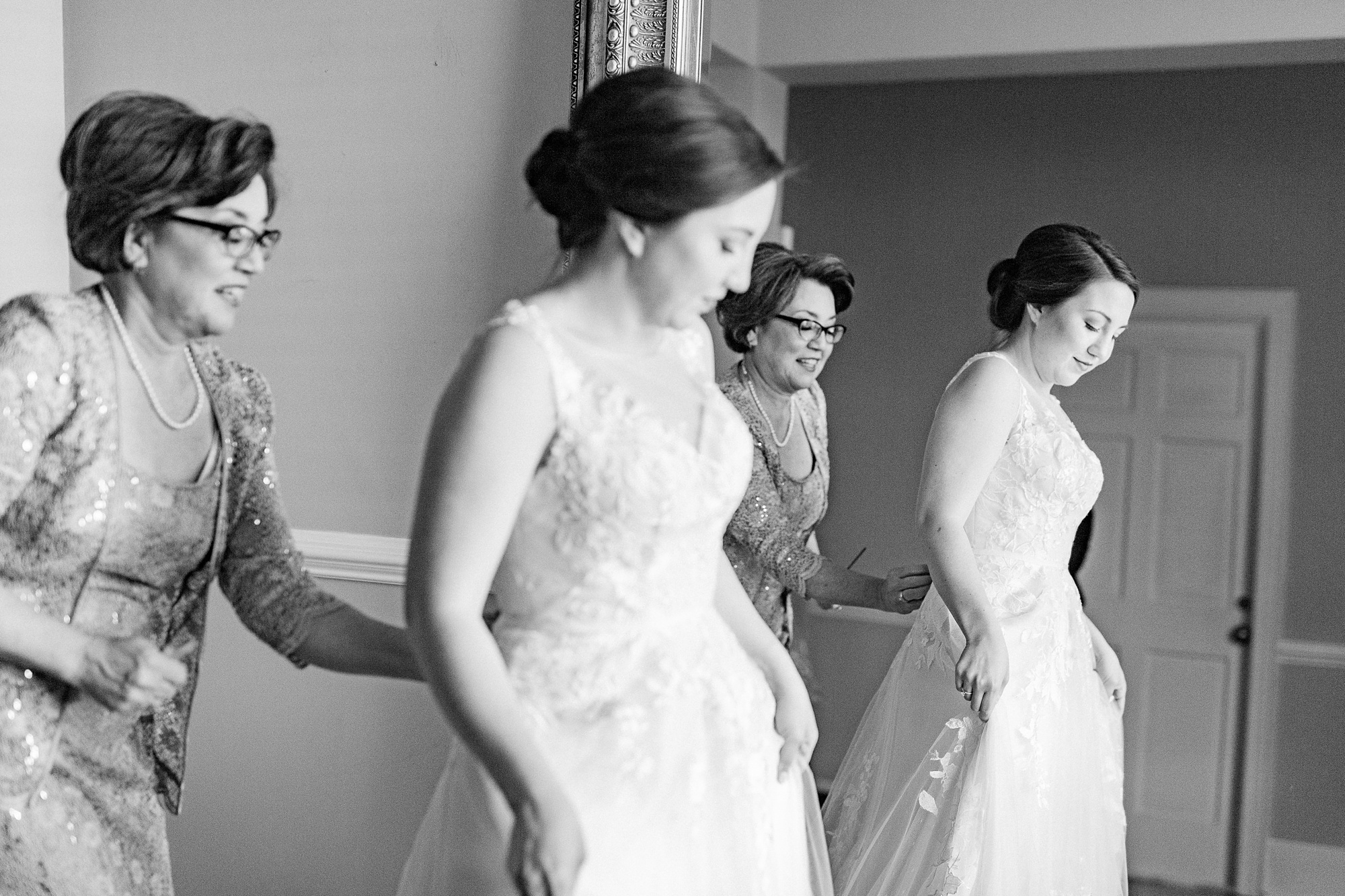 2020 wedding inspiration from Charlotte NC wedding day at Separk Mansion