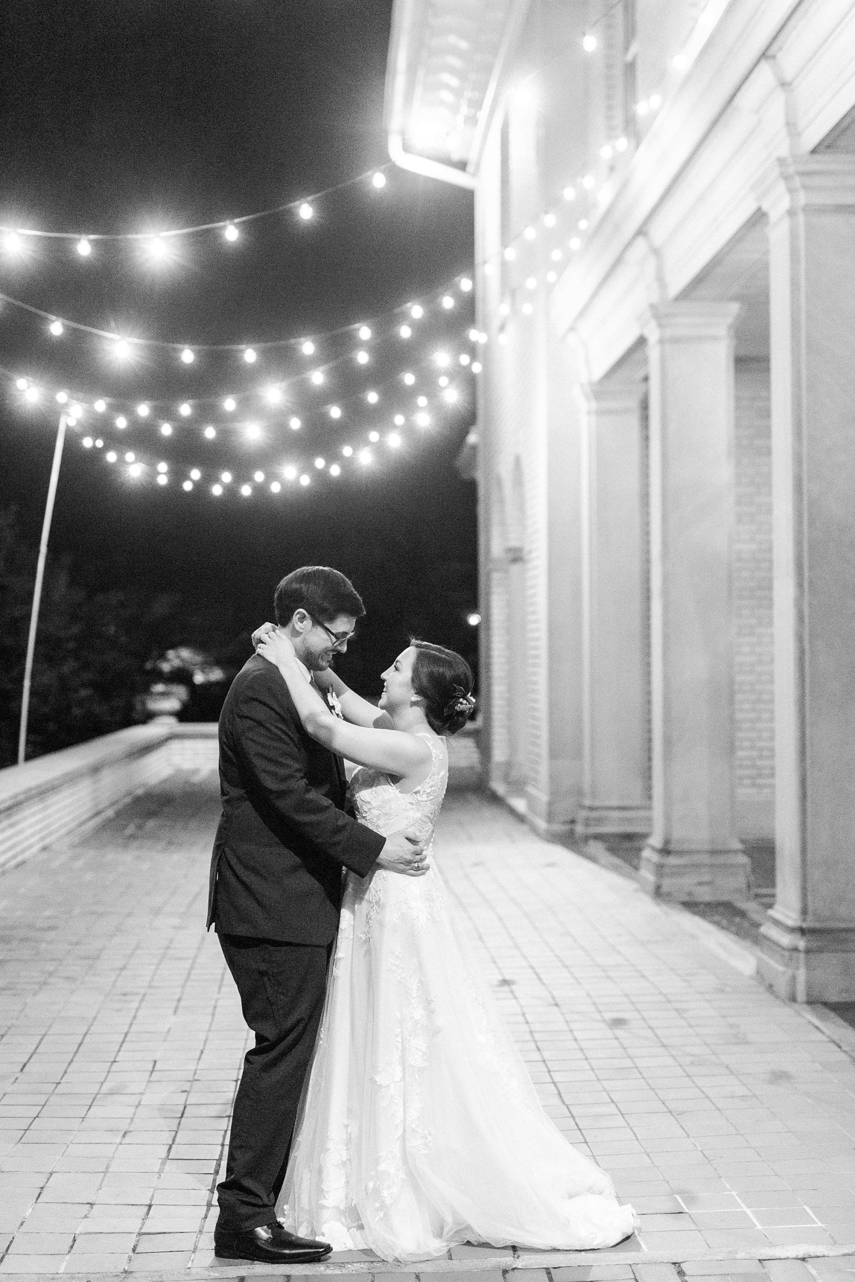 2020 wedding inspiration from Charlotte NC wedding day at Separk Mansion