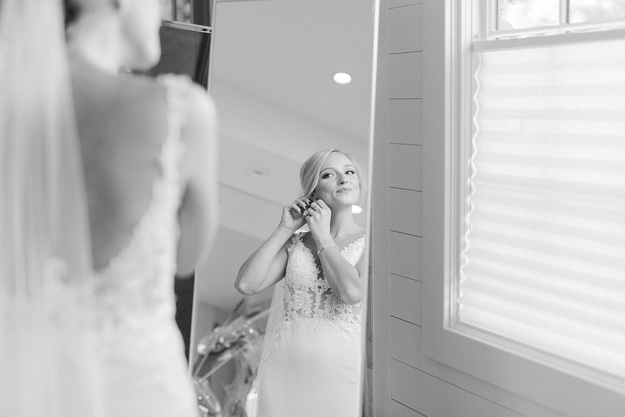 Intimate Andrews Farm elopement for couple with classic details in 2020