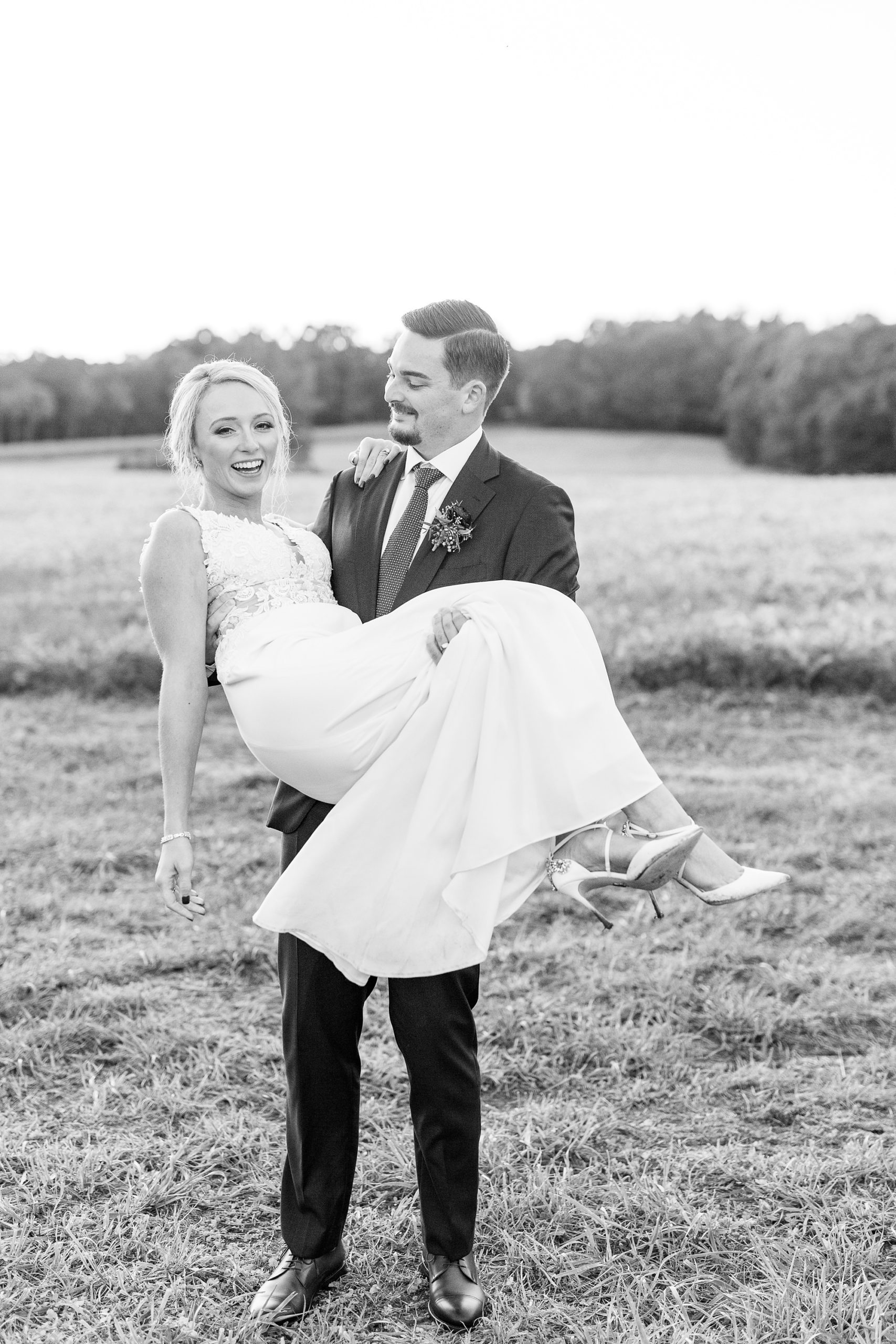 Intimate Andrews Farm elopement for couple with classic details in 2020