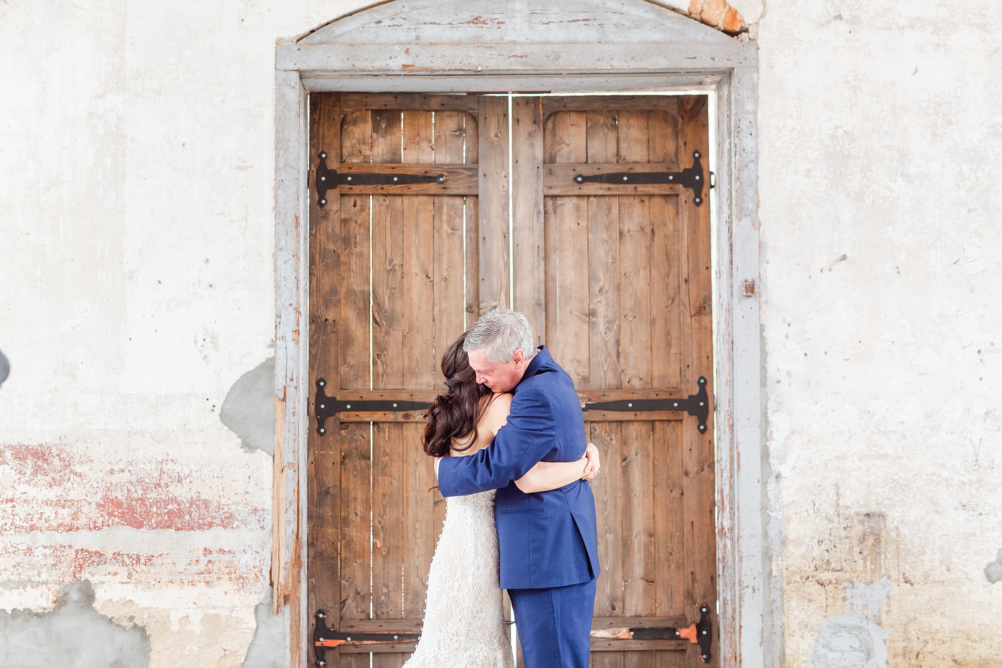 maiden NC first look for bride and dad