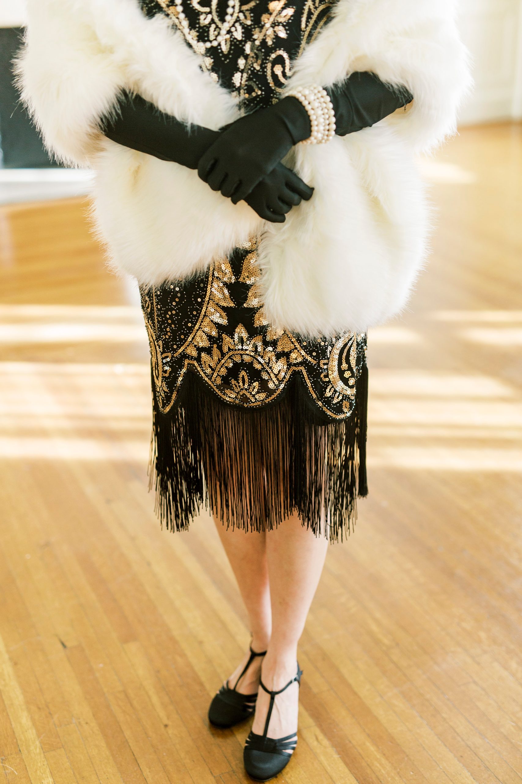 details on flapper gown for mother of birthday boy