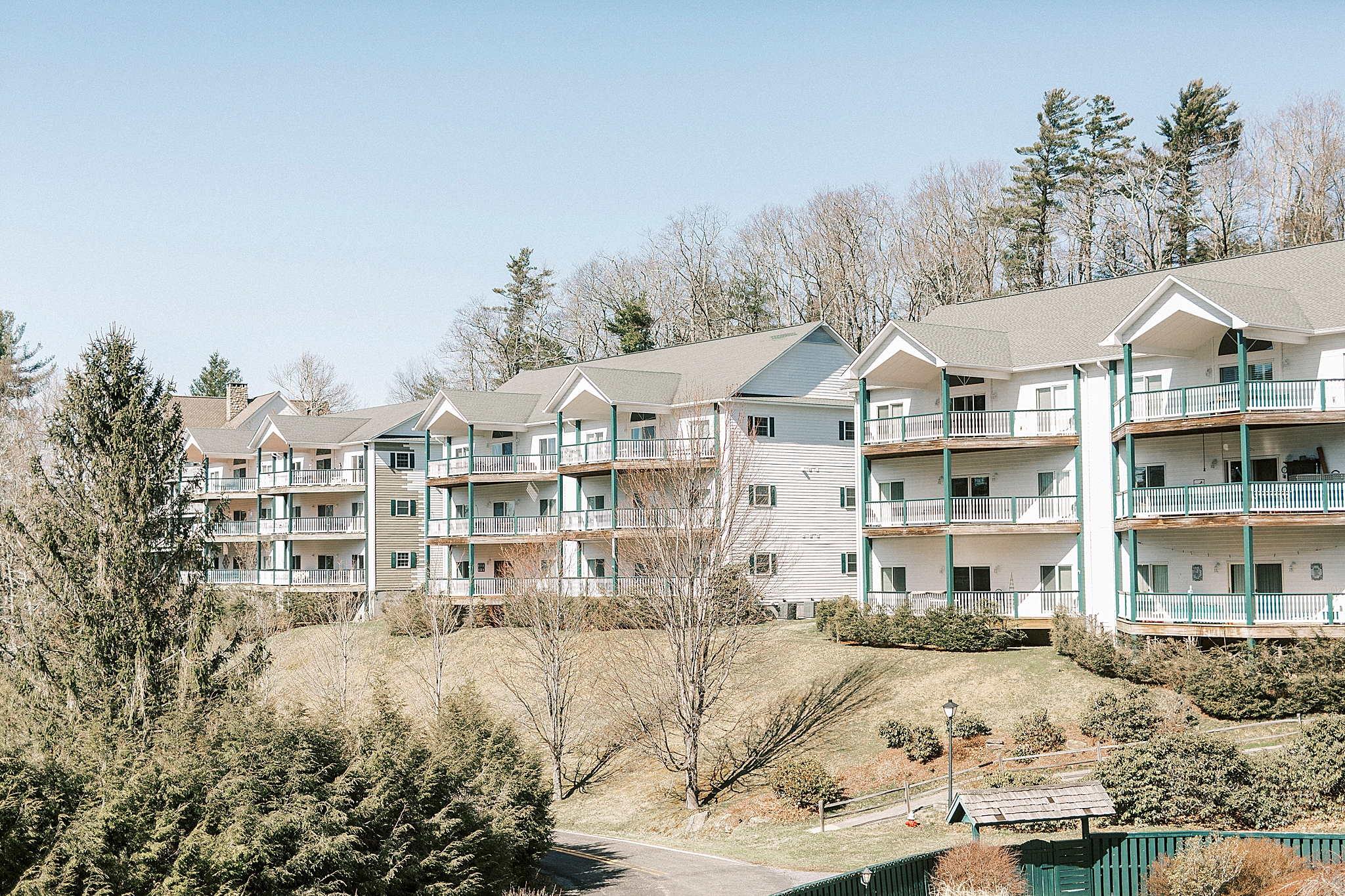 Green Park Inn wedding day photographed by NC wedding photographer
