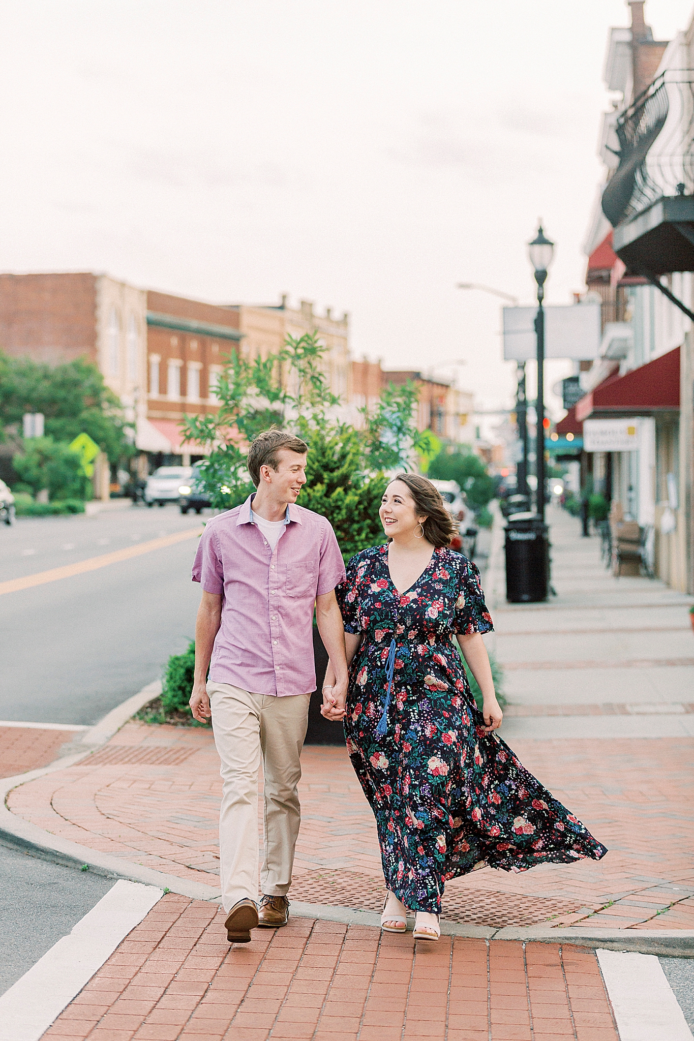 anniversary portraits at sunset for couple