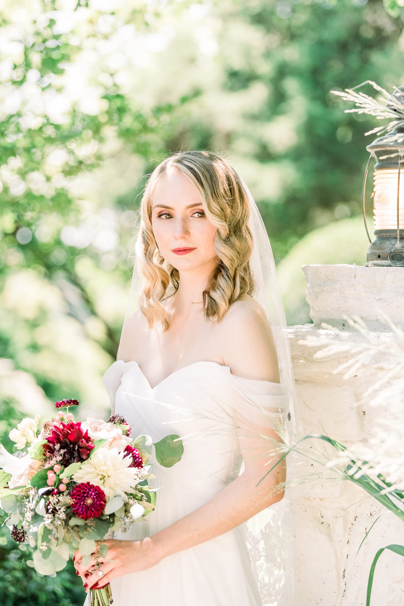 bridal portraits at 1812 Hitching Post
