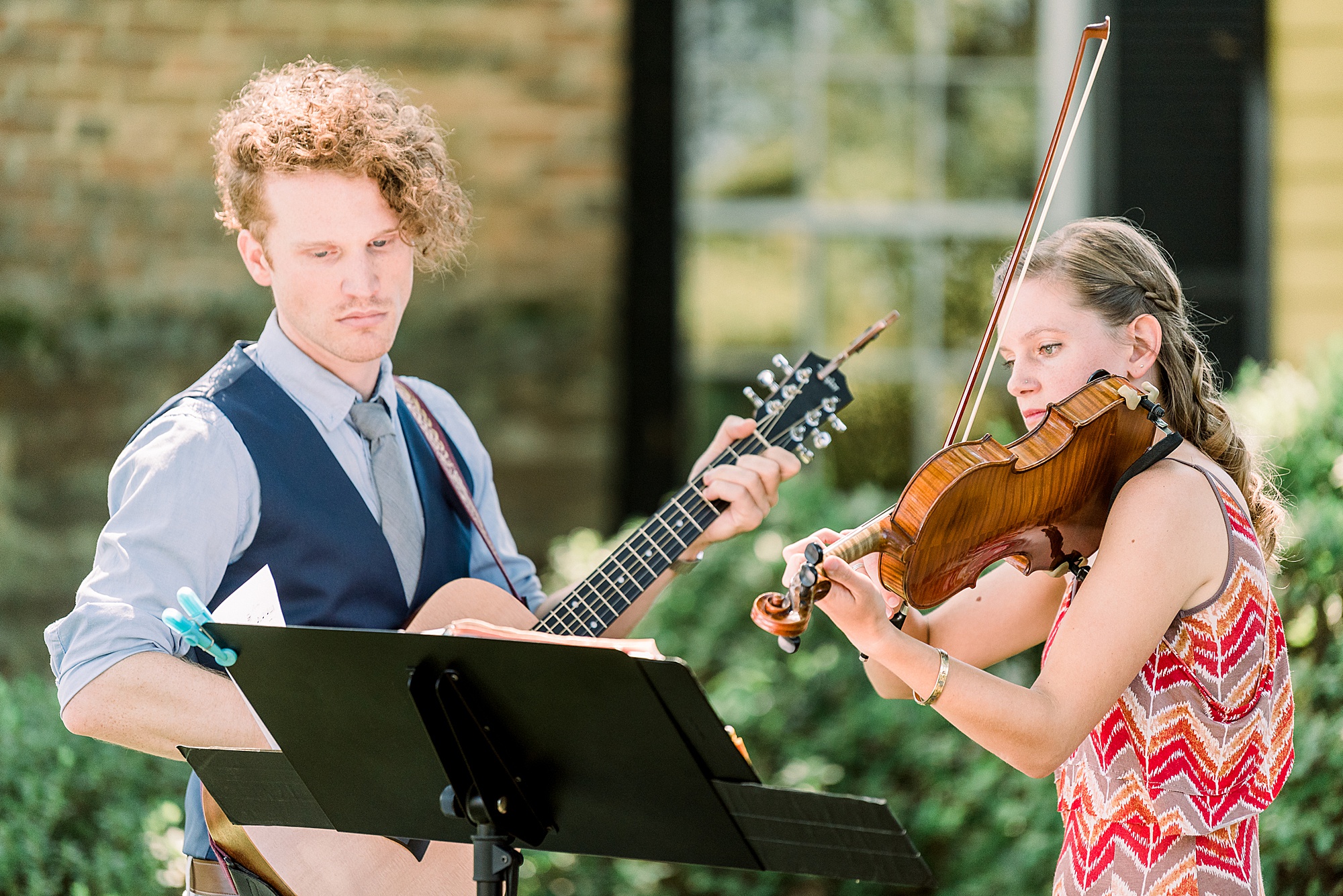 musicians play during ceremony at 1812 Hitching Post