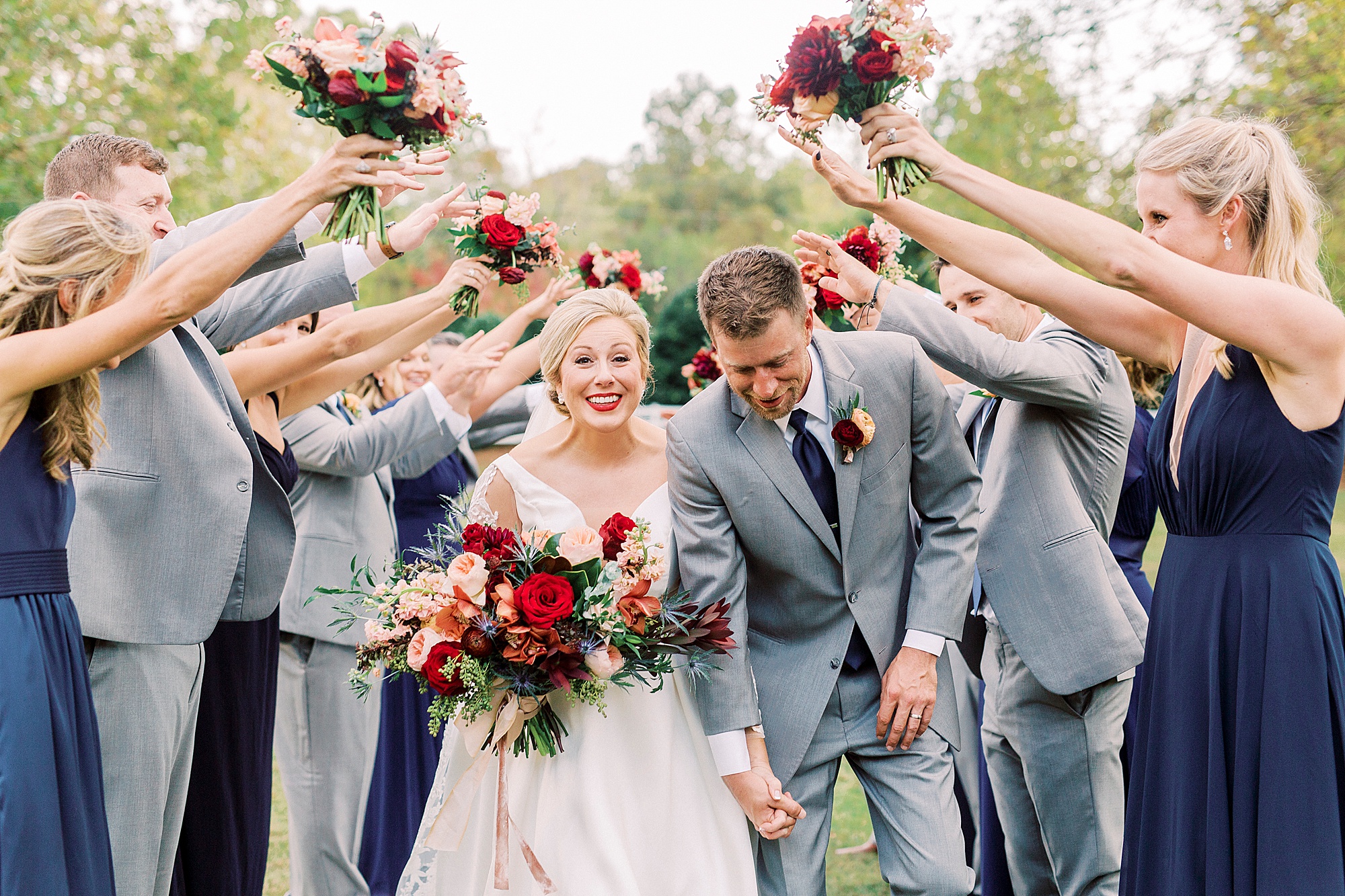 fall wedding party portraits at Vesuvius Vineyards