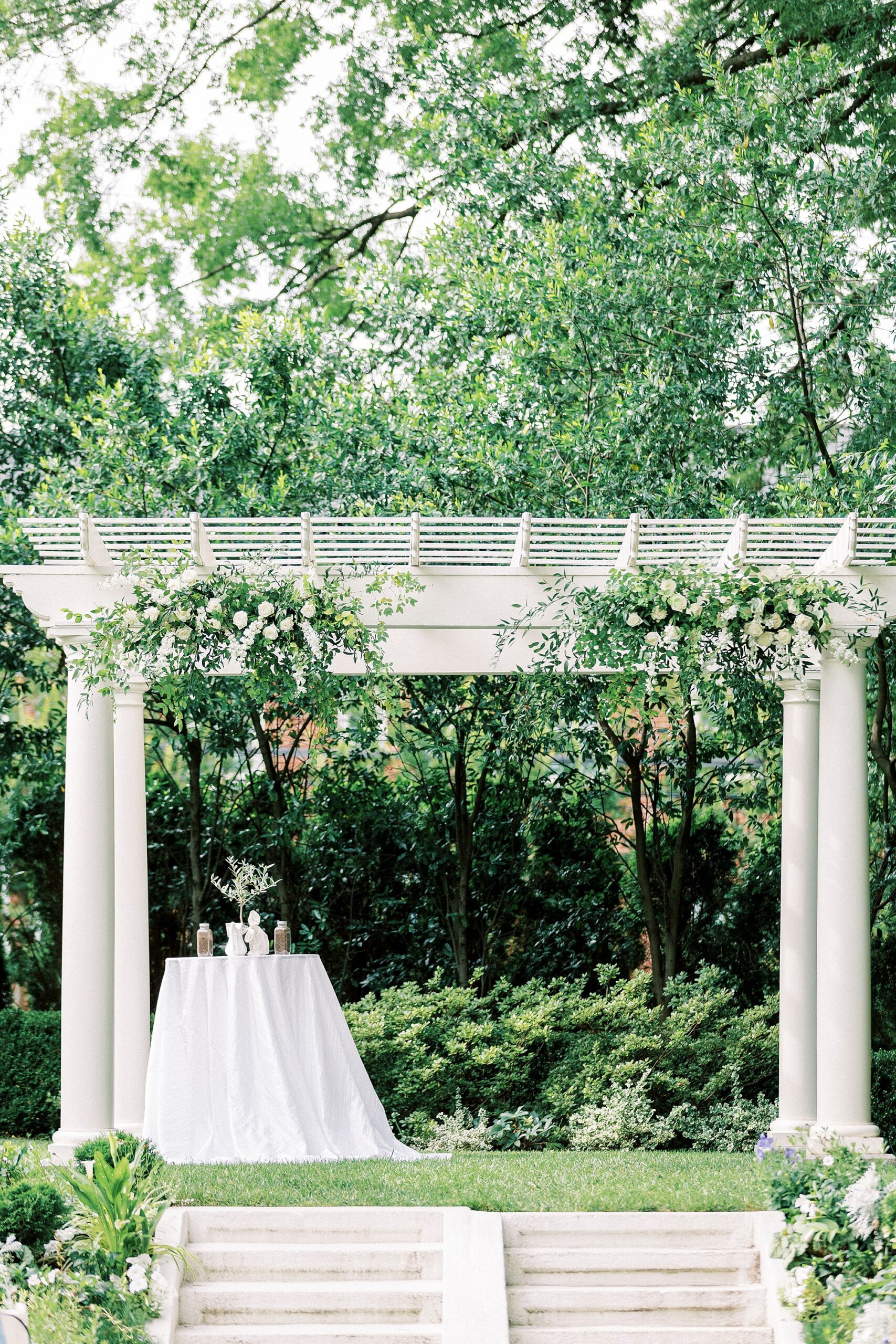 wedding ceremony in garden of Separk Mansion