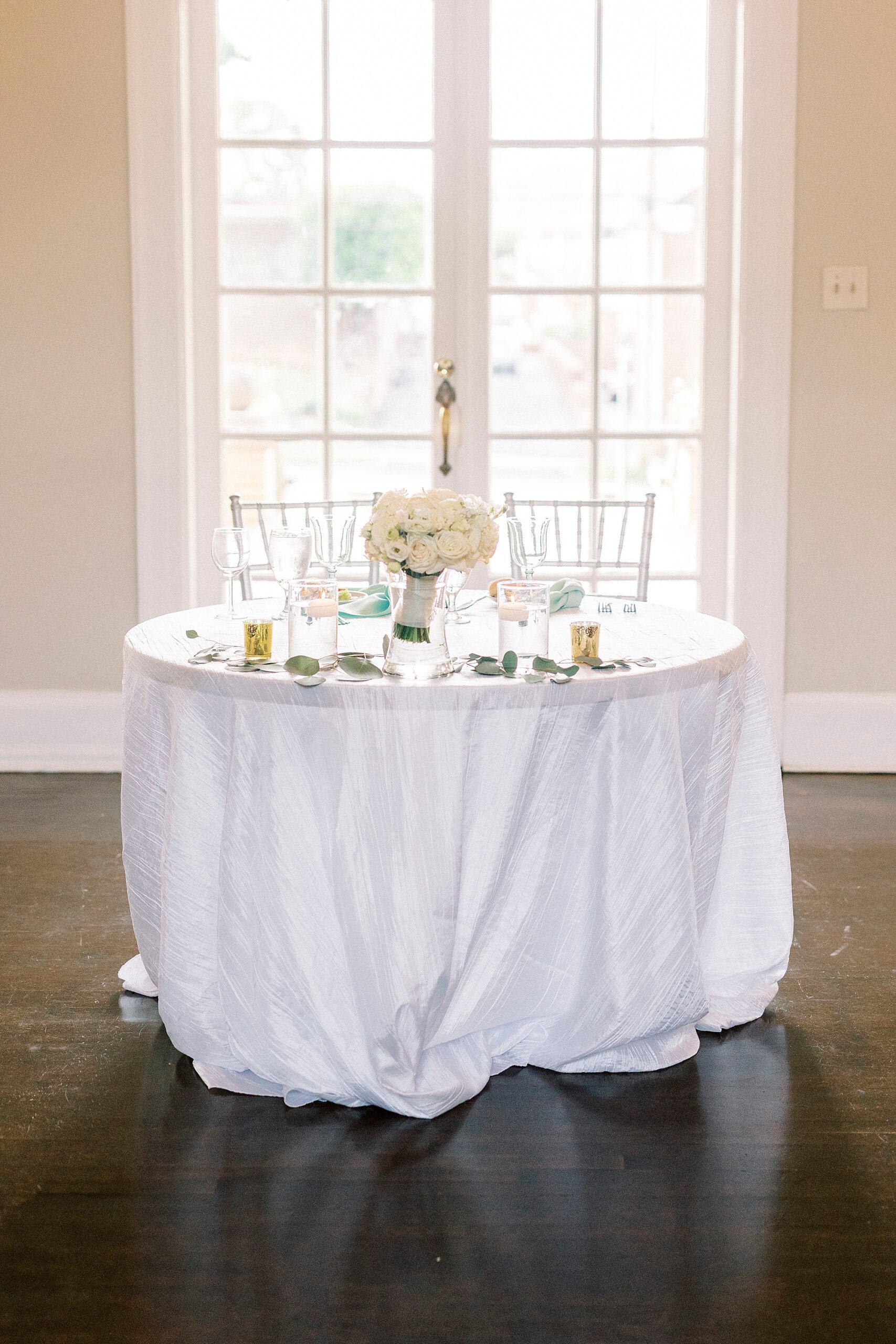 sweetheart table for spring wedding at Separk Mansion