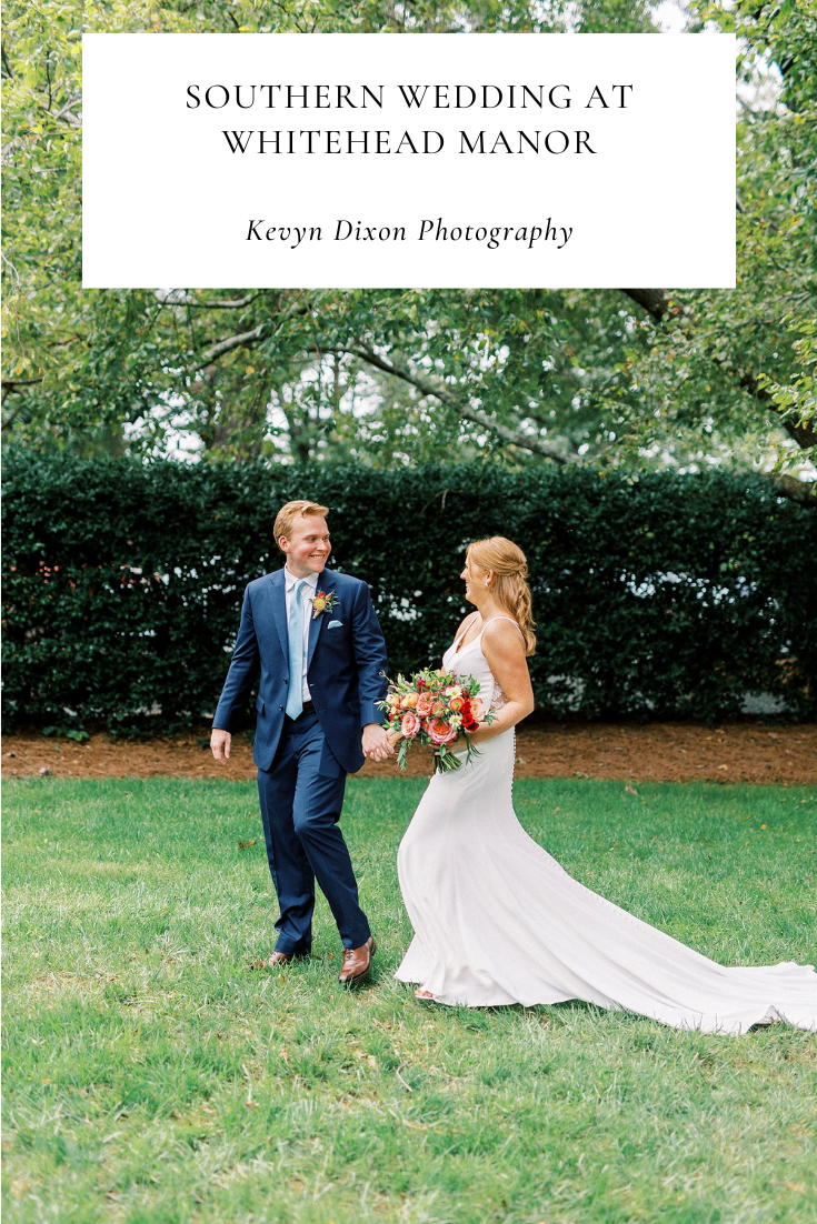 Wedding at Whitehead Manor in Charlotte NC photographed by North Carolina wedding photographer Kevyn Dixon Photography