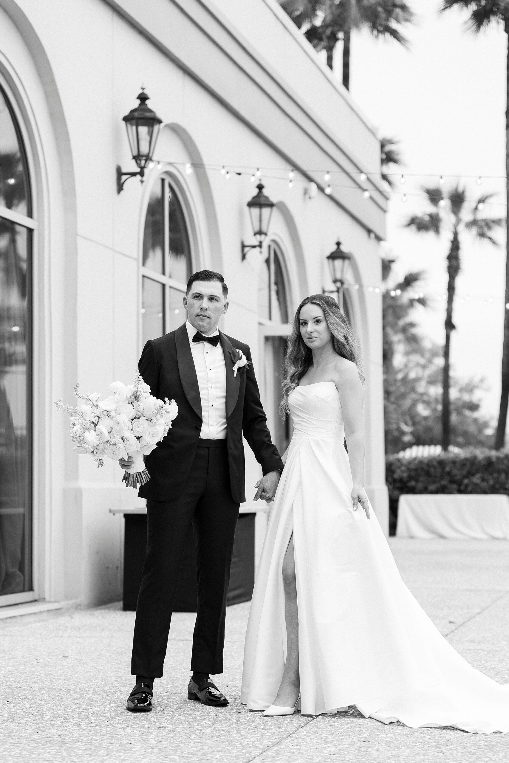 timeless wedding photos at The Westin Savannah