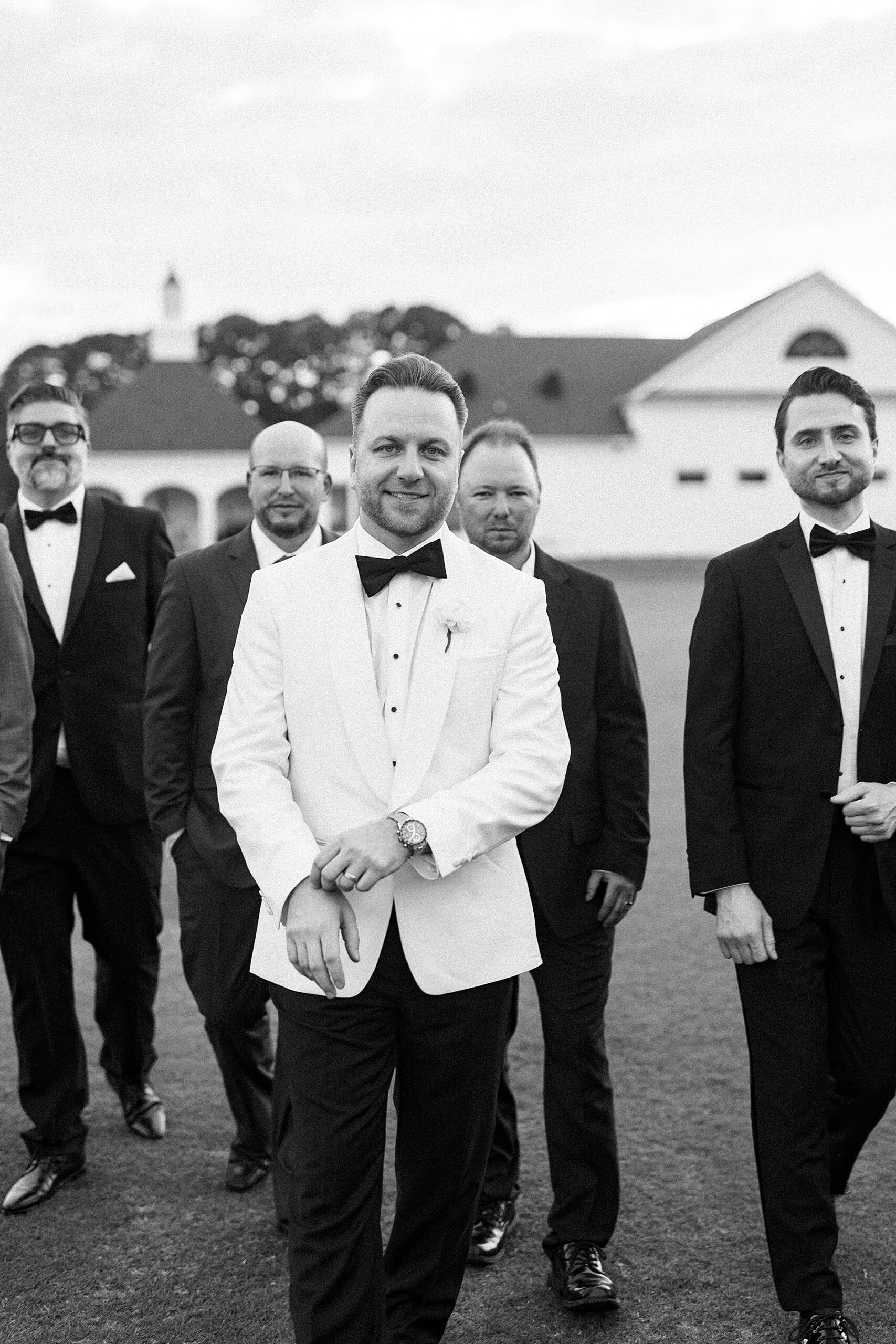 groom and groomsmen