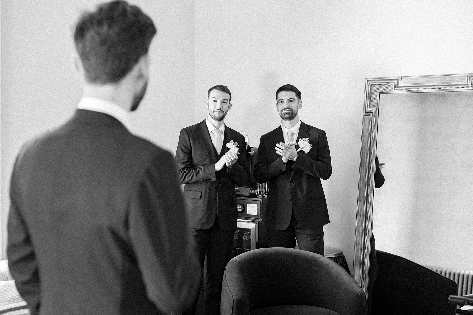 groom and groomsmen 