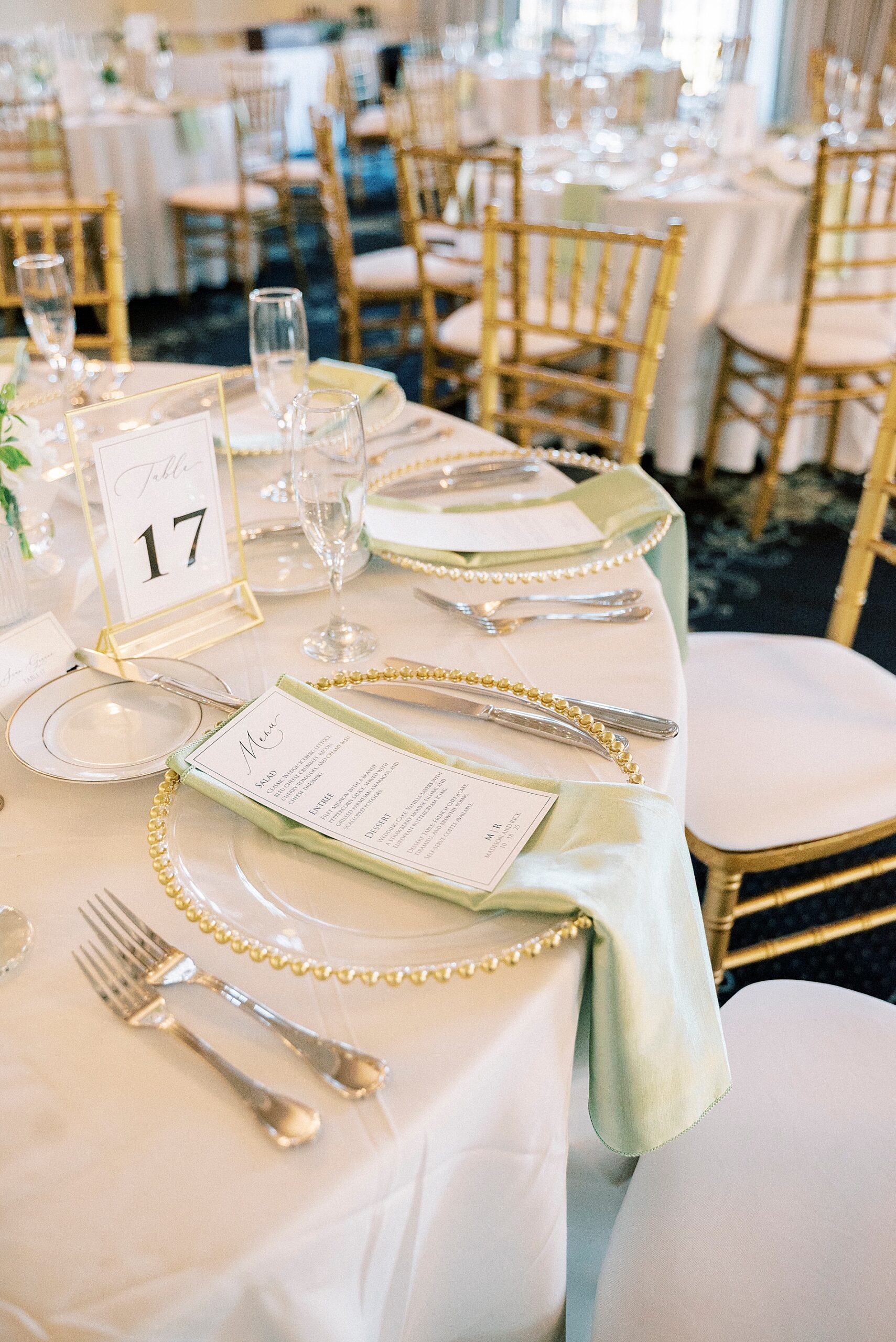 elegant wedding reception tablescapes 