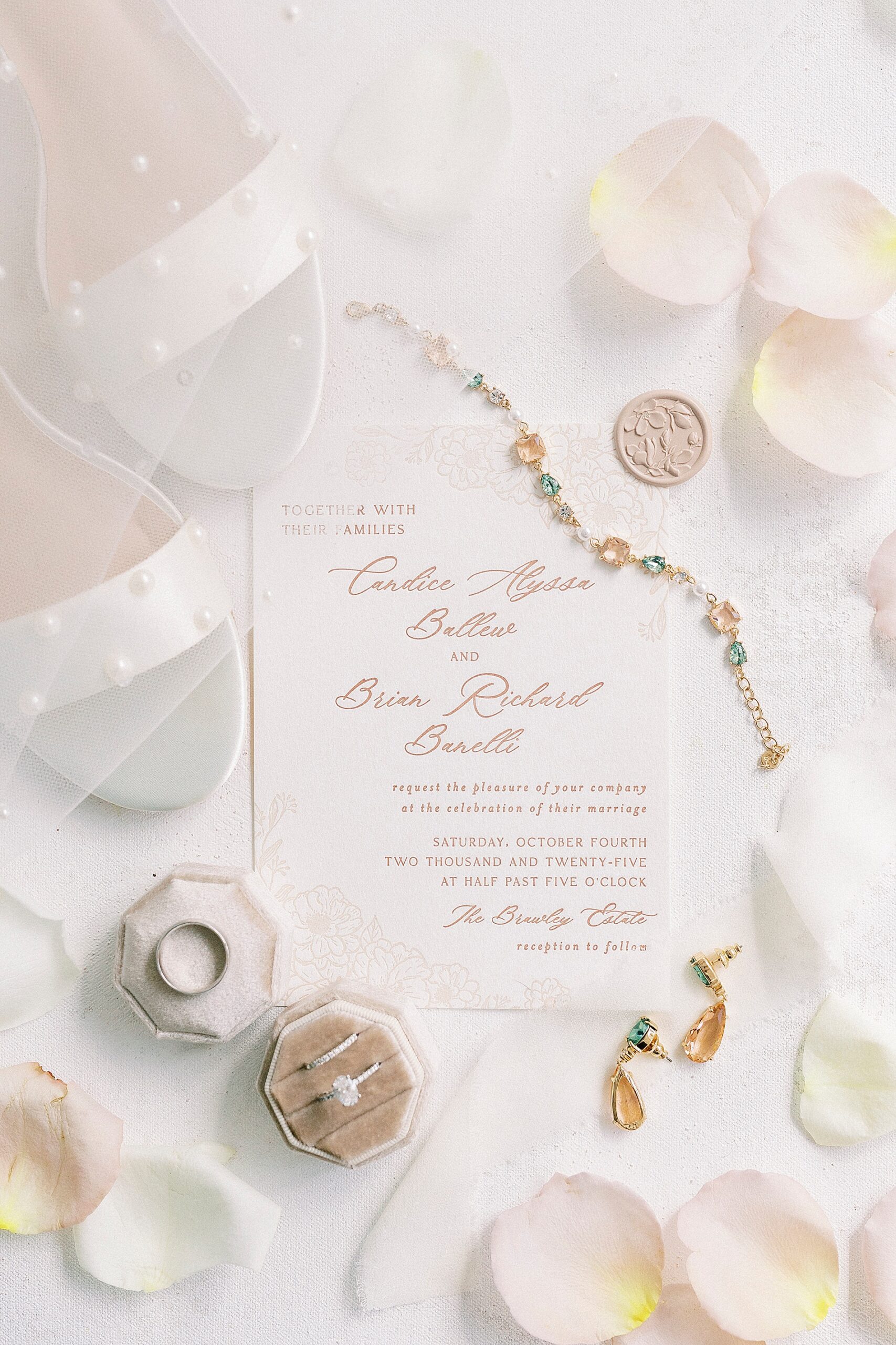 wedding invitations and bridal details