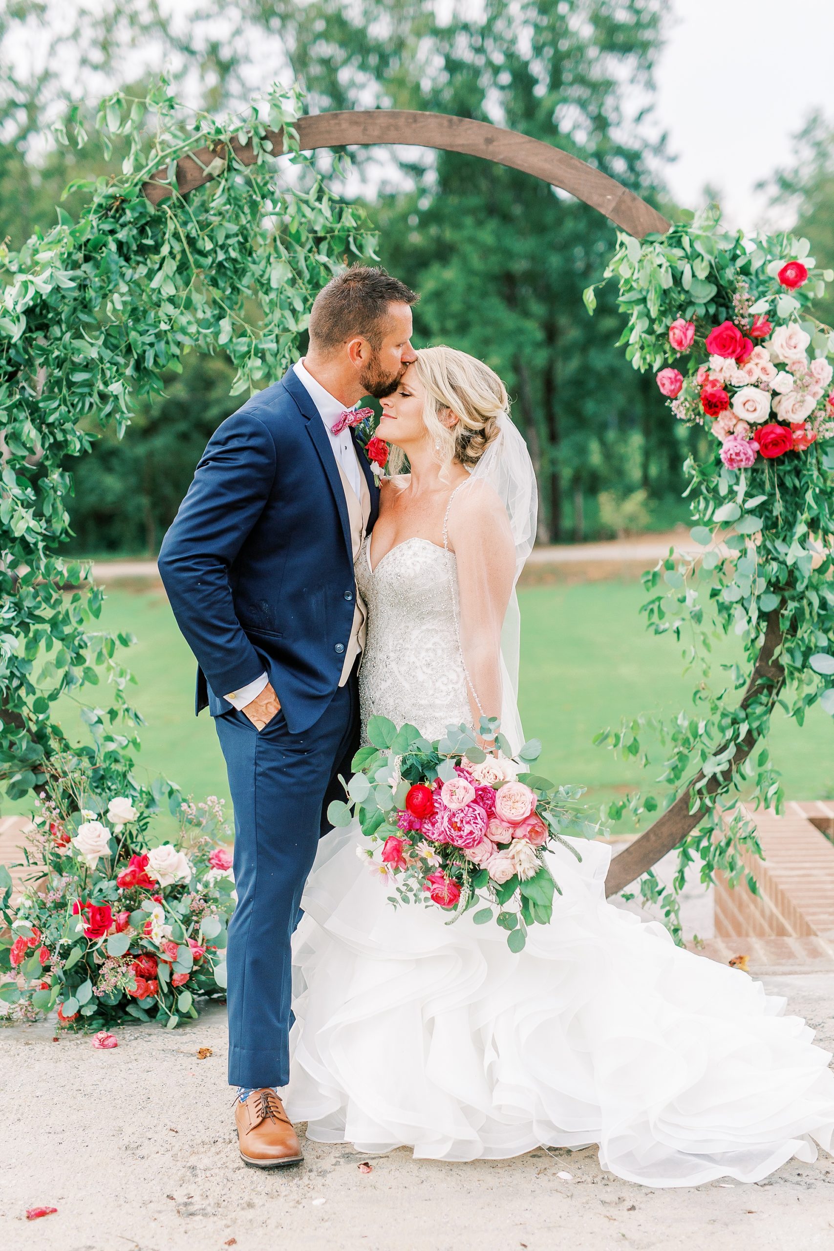 Southern wedding portraits at Belle's Venue