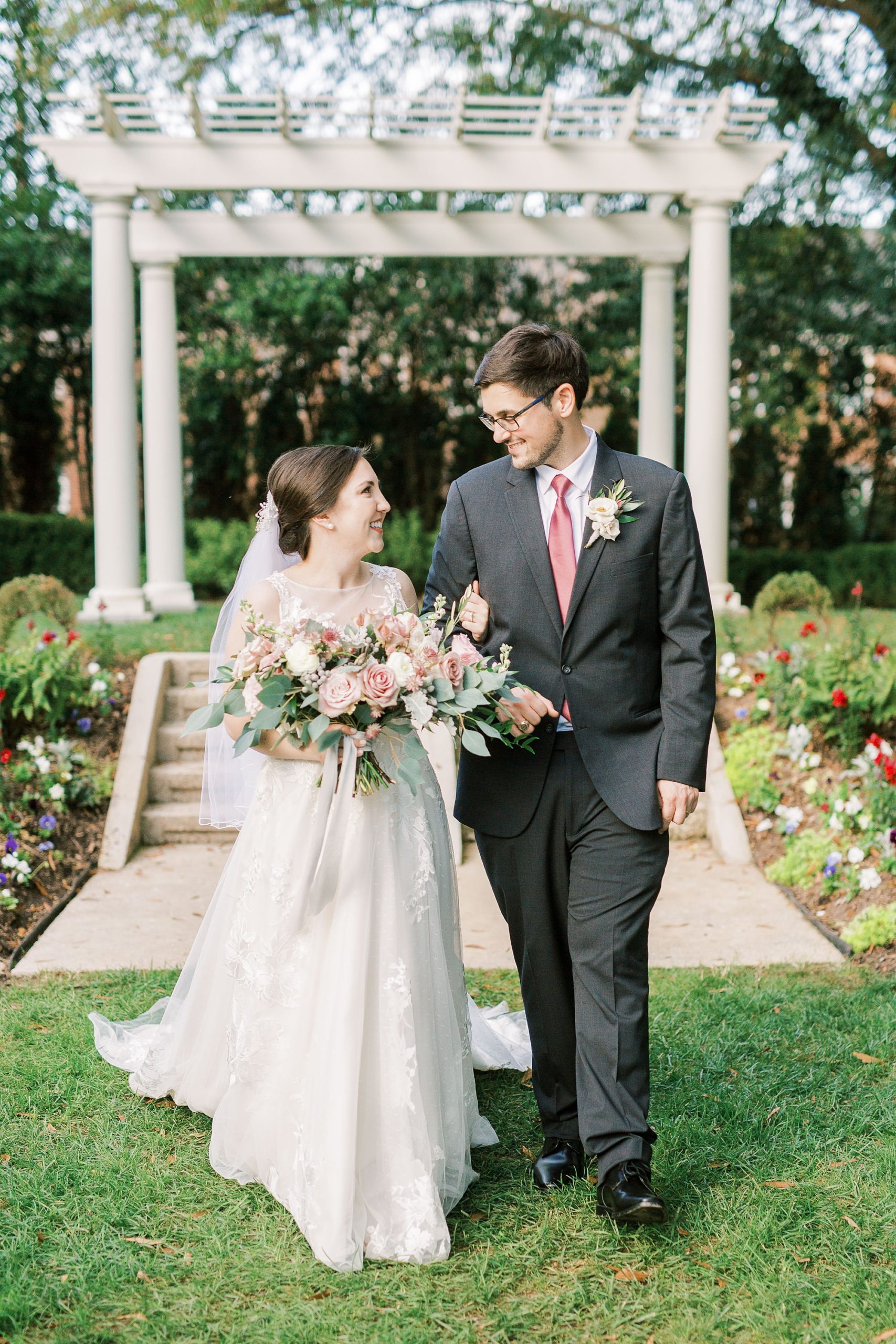 2020 wedding inspiration from Charlotte NC wedding day at Separk Mansion