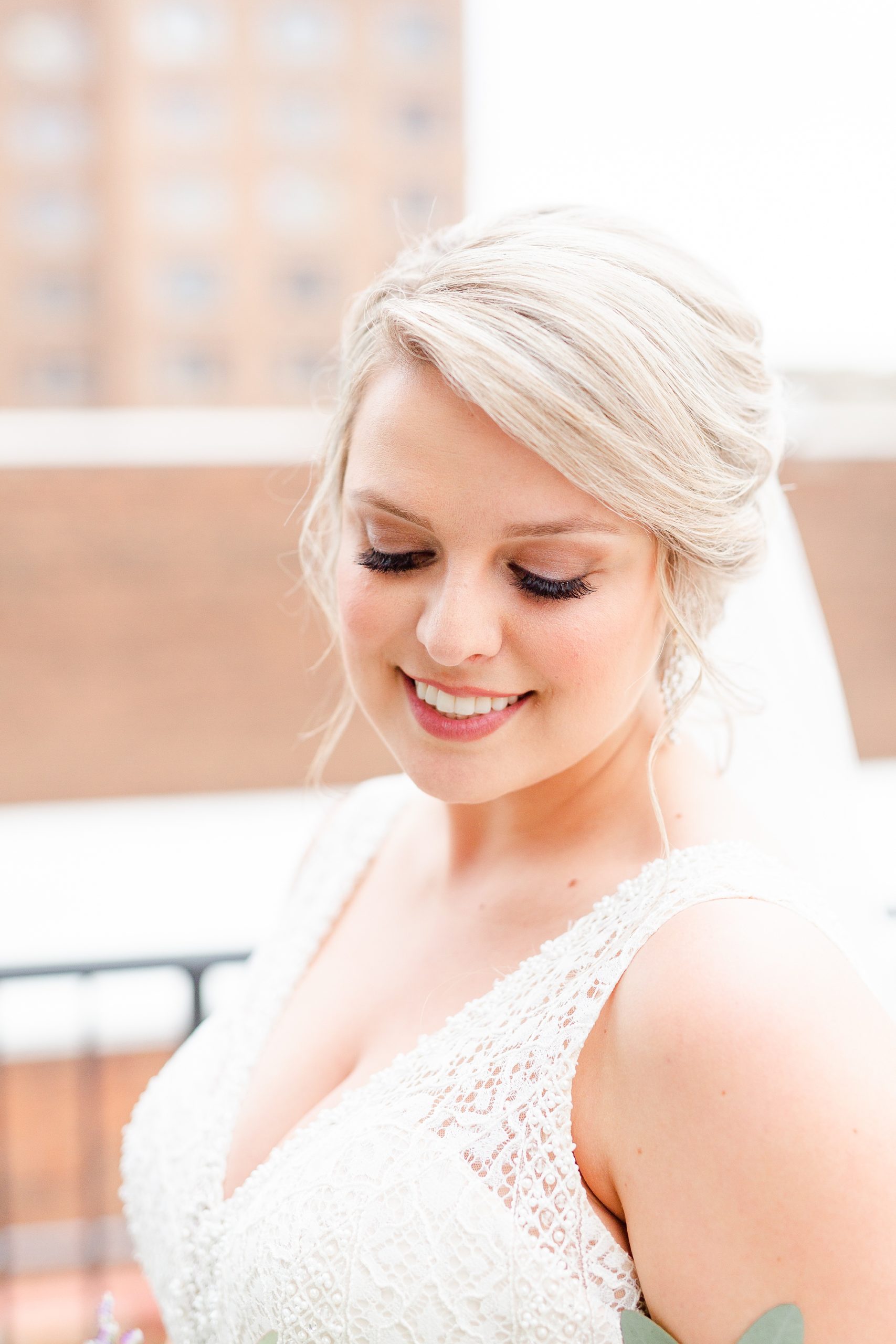 bridal portrait on rooftop of Stockroom at 230