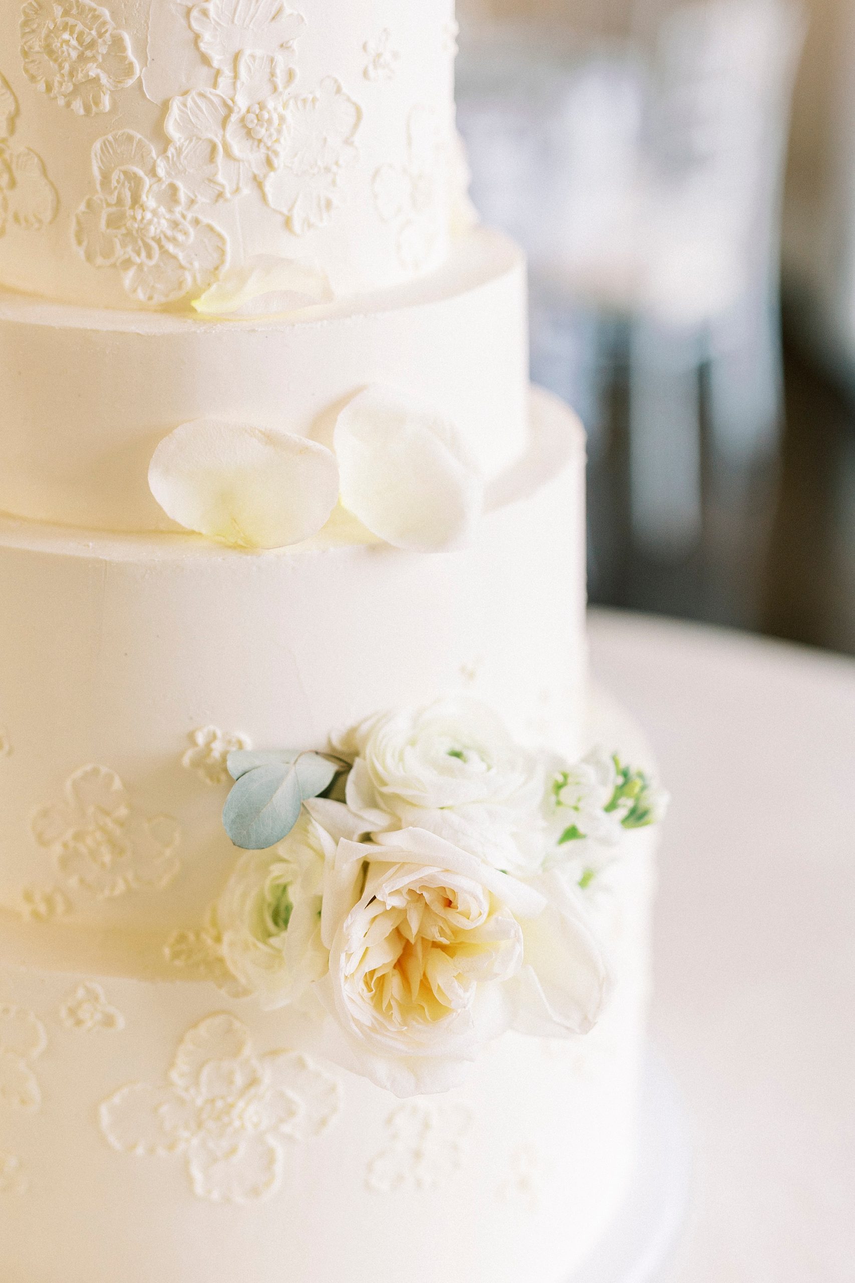 details on wedding cake for tasting event 